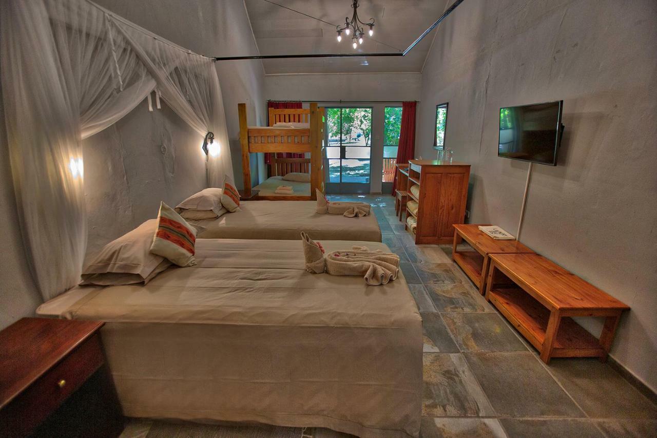 מאון Island Safari Lodge מראה חיצוני תמונה